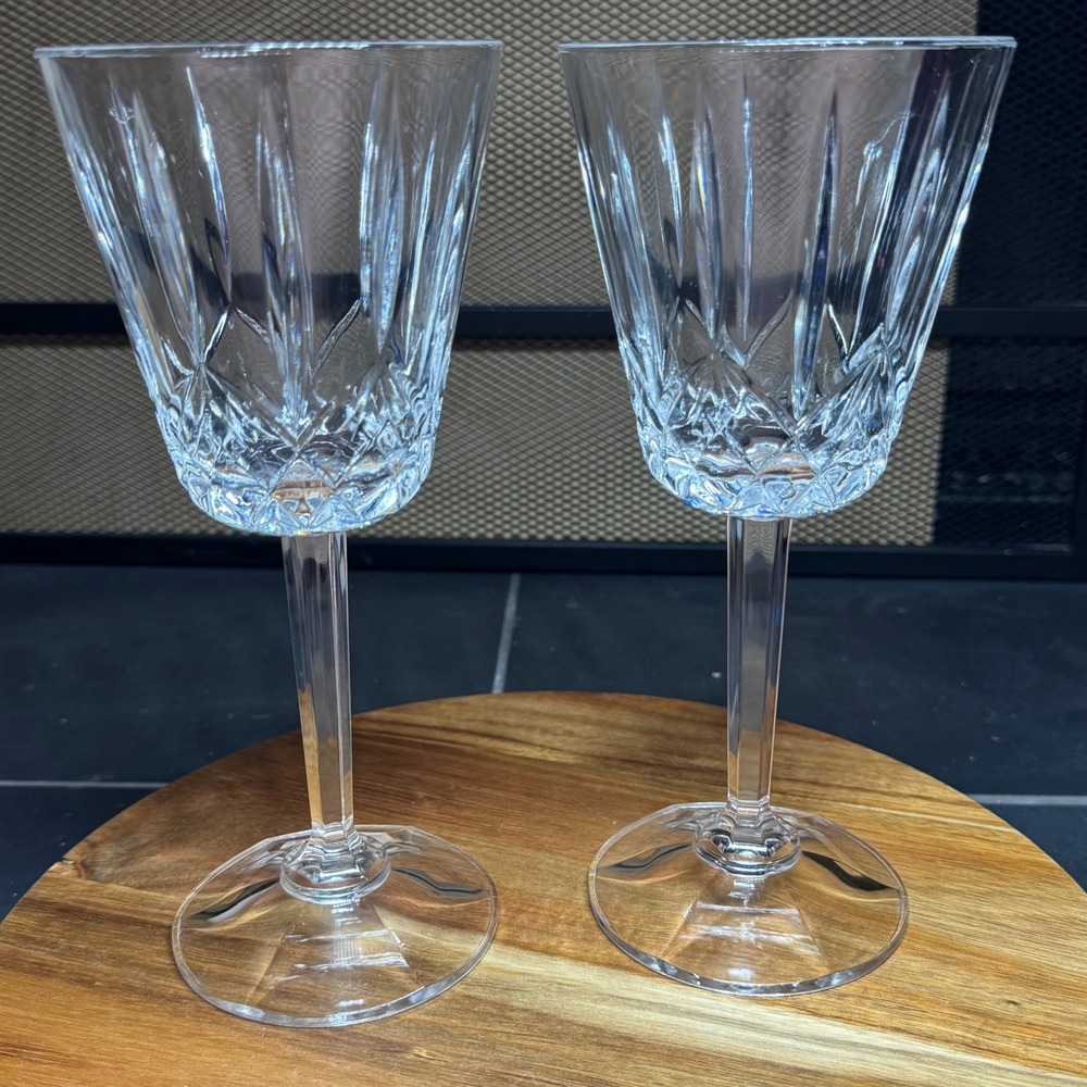 Block Crystal 24% Lead Handmade Wine Glasses Set of 2 Clear Cut Stemware 8.75in